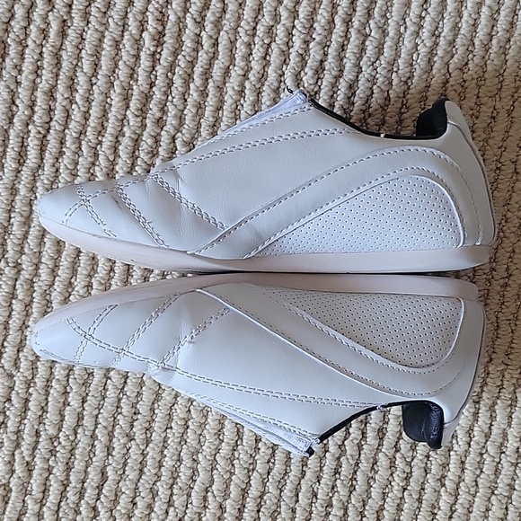 Kids Size 4 Taekwondo Shoes - Picture 4 of 7